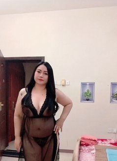 Gina Good Experience B2b, Nuru ,Gel - escort in Muscat Photo 9 of 10