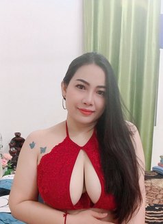 Gina Good Experience B2b, Nuru ,Gel - escort in Muscat Photo 13 of 16