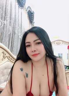 Gina Good Experience B2b, Nuru ,Gel - escort in Muscat Photo 2 of 15