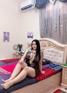 Gina Good Experience B2b, Nuru ,Gel - escort in Muscat Photo 12 of 15