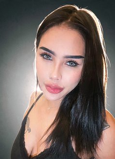 Gina in Riyadh - escort in Riyadh Photo 12 of 15