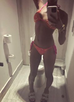 Gina - puta in Ajmān Photo 5 of 5