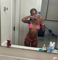 Gina - escort in Ajmān Photo 8 of 8