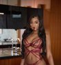 Gina - escort in Johannesburg Photo 3 of 4