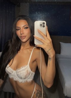 Gina Kyp - Transsexual escort in Bangkok Photo 1 of 5