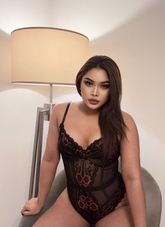 Gina - escort in Dubai Photo 7 of 7