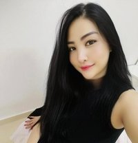 Gina - escort in Muscat