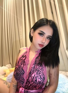 Gina - escort in Riyadh Photo 9 of 10