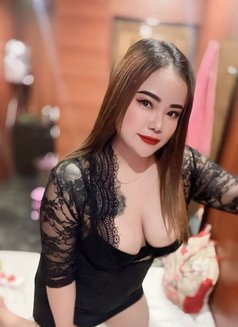 Gina - puta in Şalālah Photo 6 of 6