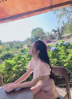 Gina - escort in Ho Chi Minh City Photo 5 of 7