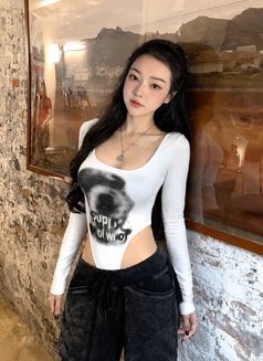 Gina - escort in Ho Chi Minh City Photo 5 of 6