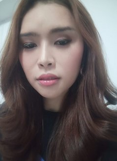 Gina young girl Independent - companion in Bangkok Photo 10 of 15