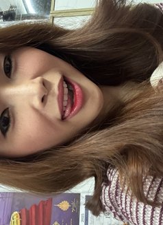 Gina young girl Independent - companion in Bangkok Photo 12 of 15