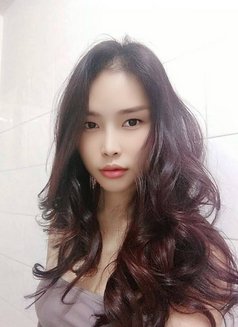 Gina young girl Independent - companion in Bangkok Photo 13 of 15