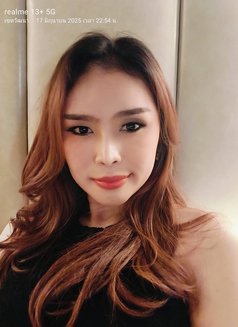 Gina young girl Independent - companion in Bangkok Photo 2 of 7