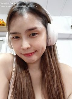 Gina young girl Independent - companion in Bangkok Photo 13 of 15
