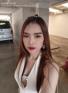 Gina young girl Independent - companion in Bangkok Photo 10 of 17