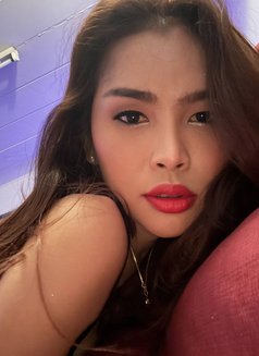 Gina young girl Independent - companion in Bangkok Photo 13 of 20