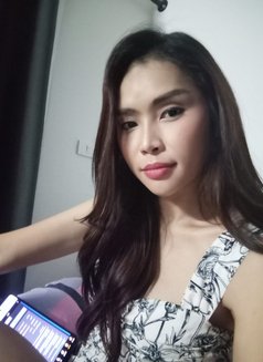 Gina young girl Independent - companion in Bangkok Photo 16 of 20