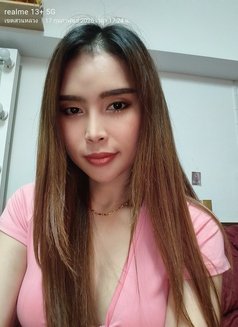 Gina young girl Independent - companion in Bangkok Photo 21 of 24