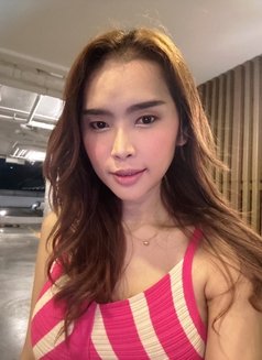 Gina young girl Independent - companion in Bangkok Photo 25 of 27