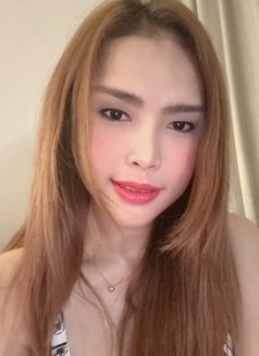 Gina young girl Independent - companion in Bangkok Photo 8 of 21