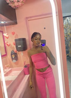 Ginger Bread🫚 - Intérprete de adultos in Barbados Photo 3 of 3