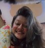 Ginger - puta in Mumbai Photo 3 of 3