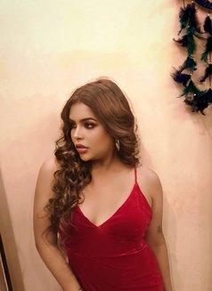 Gini - Transsexual escort in Bangalore Photo 2 of 29