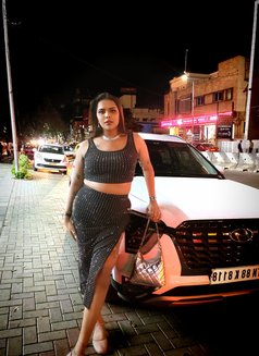 Gini - Transsexual escort in Bangalore Photo 30 of 30