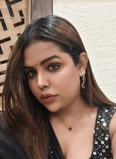 Gini - Transsexual escort in Bangalore Photo 1 of 30