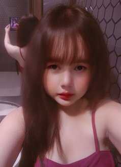 Ginny Gang - escort agency in Al Manama Photo 2 of 8