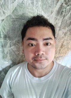 GINO - Male escort in Cebu City Photo 2 of 6