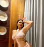 Gio Curvy Baby - puta in Bali Photo 1 of 18