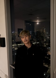 Gio - Male escort in Makati City Photo 6 of 8