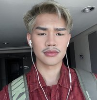 Gio - Male escort in Makati City