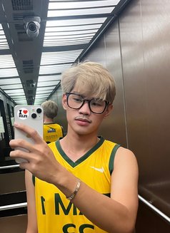 Gio - Male escort in Makati City Photo 8 of 8