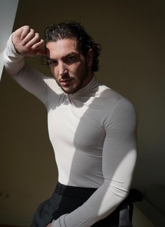 Gior - masseur in Dubai Photo 6 of 6