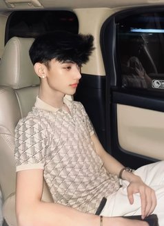 Giorgio - Male escort in Jakarta Photo 2 of 8