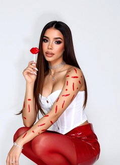 Giovanna - escort in Dubai Photo 6 of 30