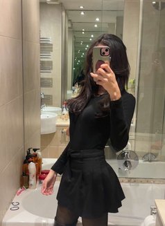 Giovanna - escort in Khobar Photo 10 of 13