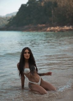 Giovanna 🇮🇹 - escort in Phuket Photo 11 of 15