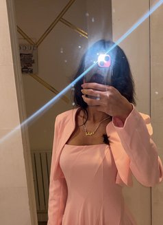 Giovanna - puta in Bali Photo 18 of 18