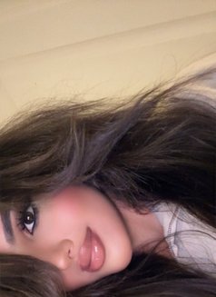 Giovanna - escort in Riyadh Photo 15 of 27