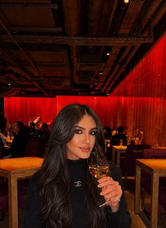 Giovanna - escort in Jeddah Photo 21 of 25