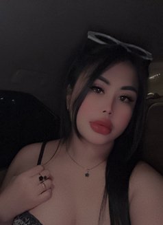 Girl Available outcall - escort in Al Sohar Photo 29 of 30