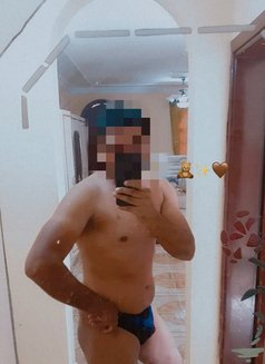 Girl hunter - Acompañantes transexual in Muscat Photo 3 of 6