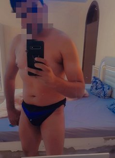 Girl hunter - Acompañantes transexual in Muscat Photo 4 of 6