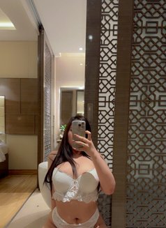 GIRLFRIEND EXPERIENCE 🇨🇴 - escort in Mumbai Photo 27 of 28