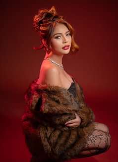 Girlfriend in Bed Ultimate Fantasy - Transsexual escort in Shanghai Photo 14 of 20